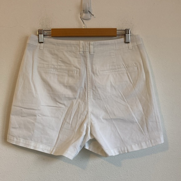 J.Crew Women's 4" heritage chino short Size 6 White Color - Picture 4 of 6
